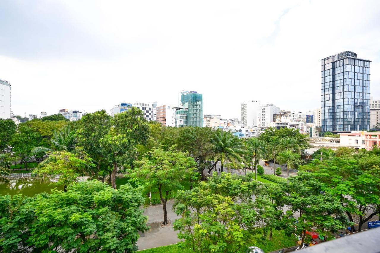 The Noble Swan Wood Park Hotel Ho Chi Minh-staden Exteriör bild